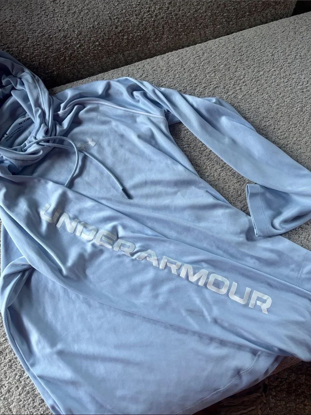 Under Armour Women's Light Blue Performance Hoodie Pullover - Picture 5 of 8